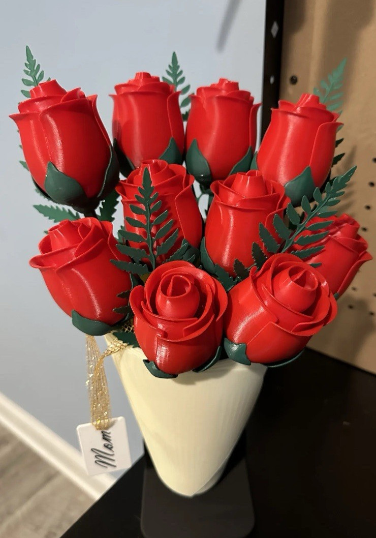 CUSTOM 3D PRINTED ROSES AND BOUQUET
