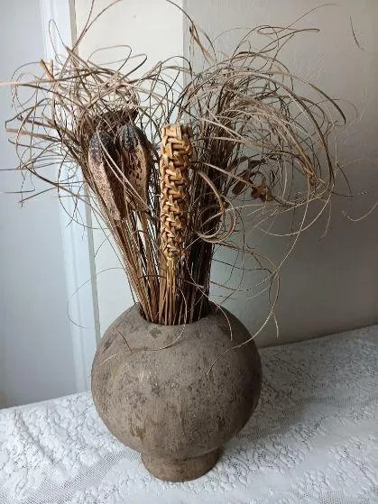 Rustic Decorative Stone Vase Centerpiece Dried Reeds Floral Bouquet