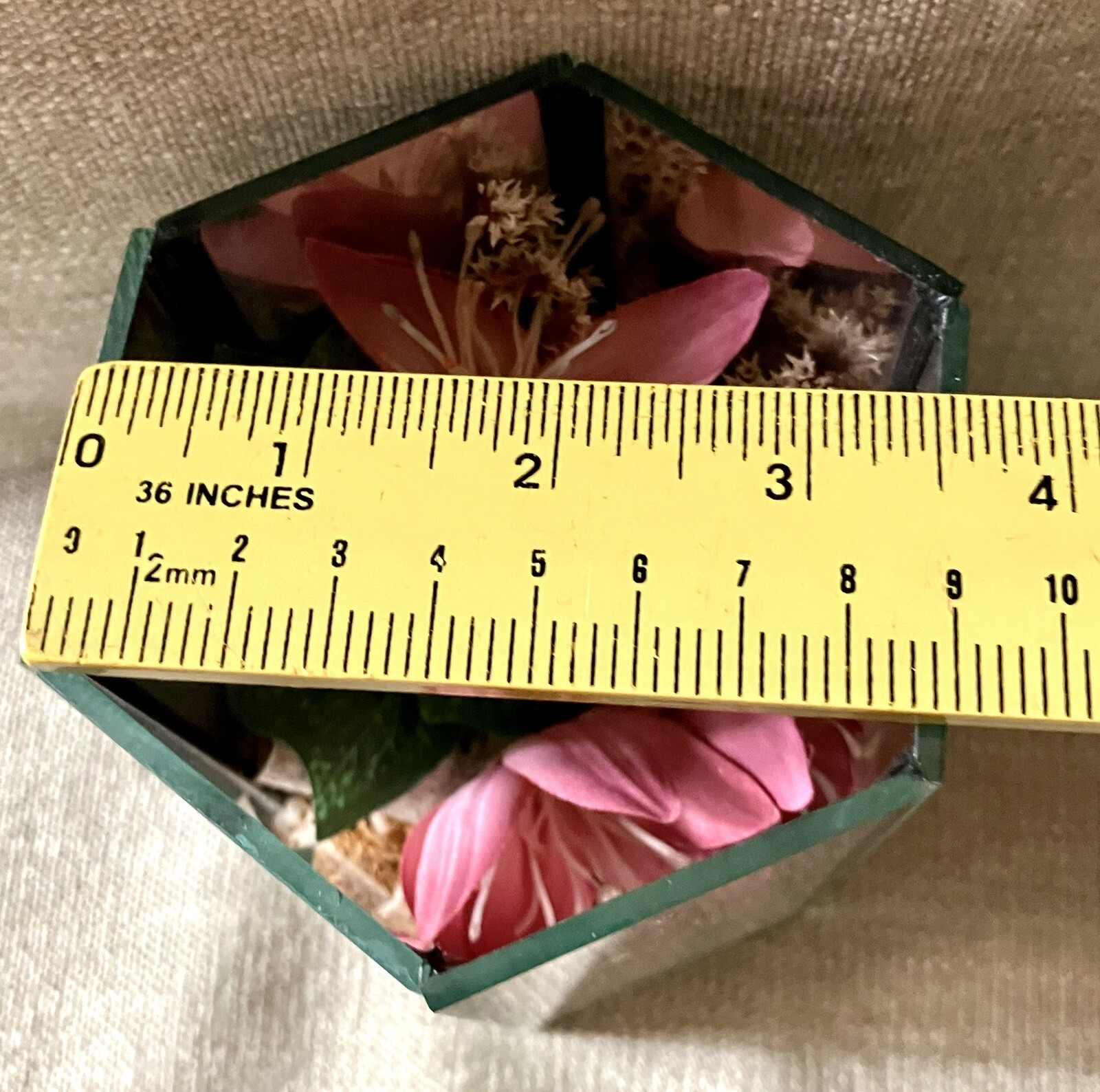Vtg Geometric Terrarium Faux Pink Lily Glass Polygon On The Rocks Mirror Back