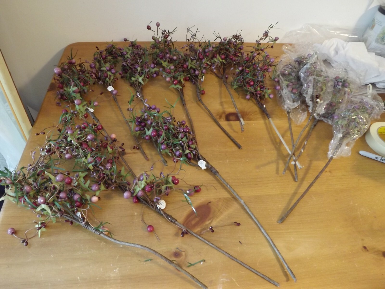 multicolor FAUX BERRY STEMS 20″ -25″ PICKS pip berries U CHOOSE COLOR