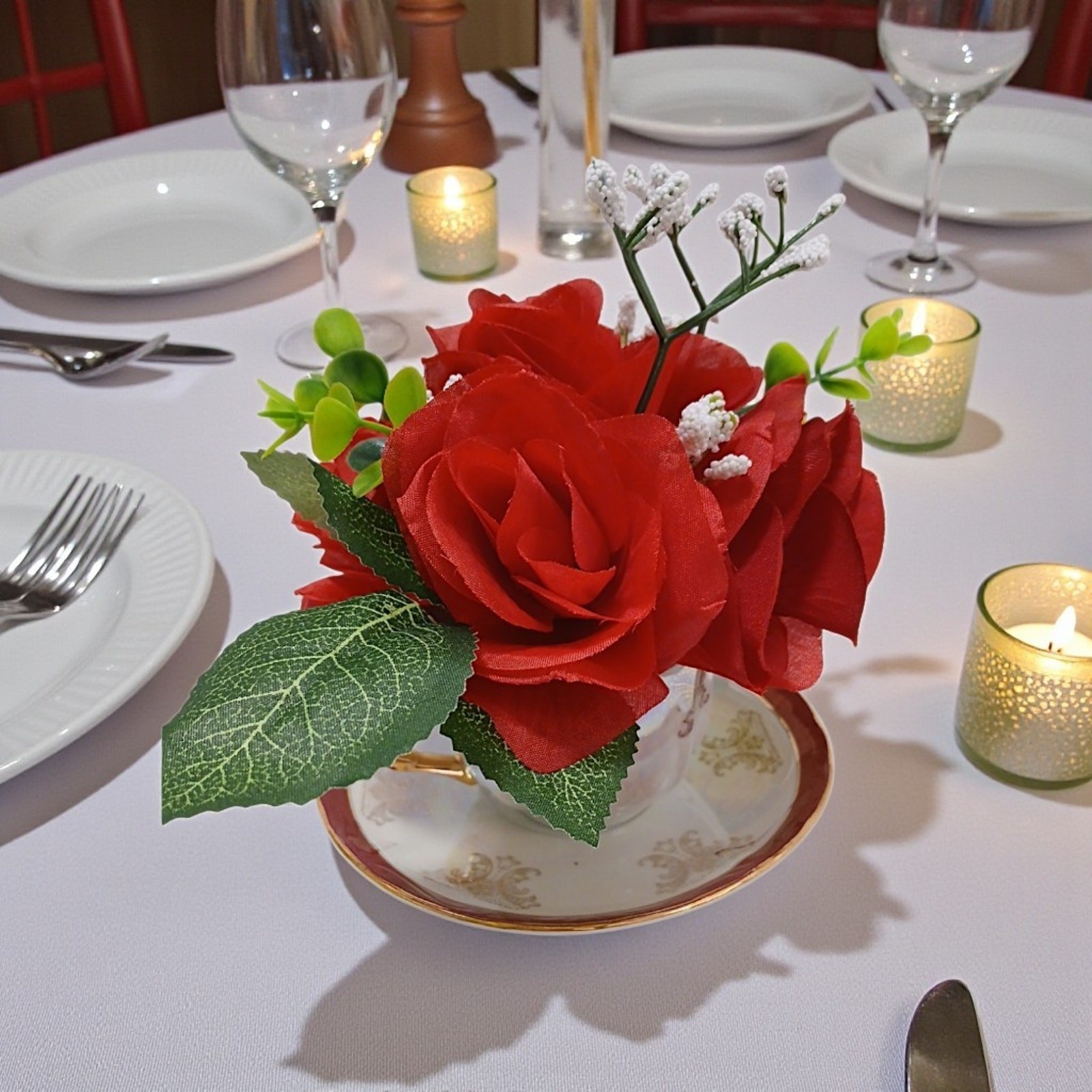 Silk Floral Arrangement Red Roses Leafy Tea Party Cup POP-IN Love Romantic Gift
