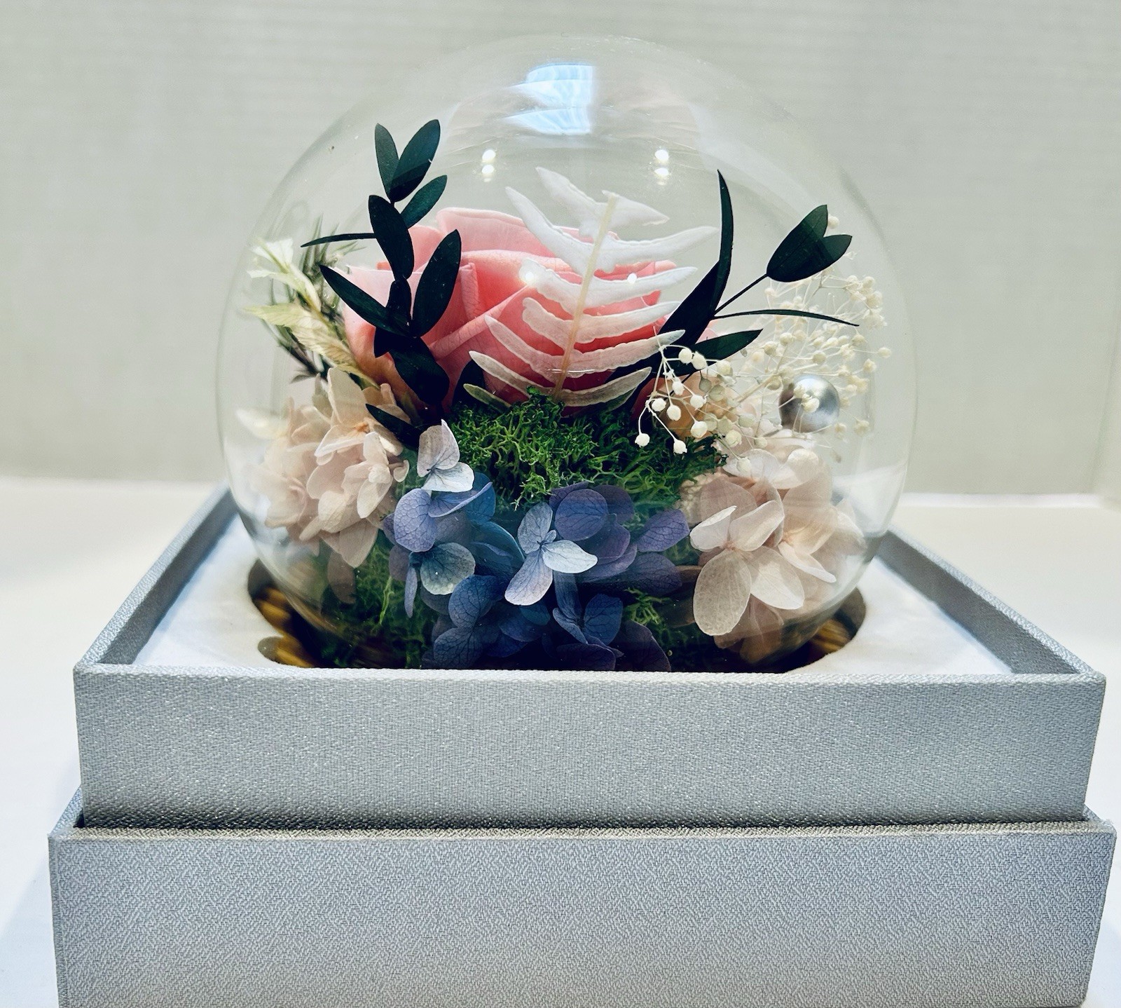 Preserved Flowers in Glass Dome with LED Light Forever Roses That Last