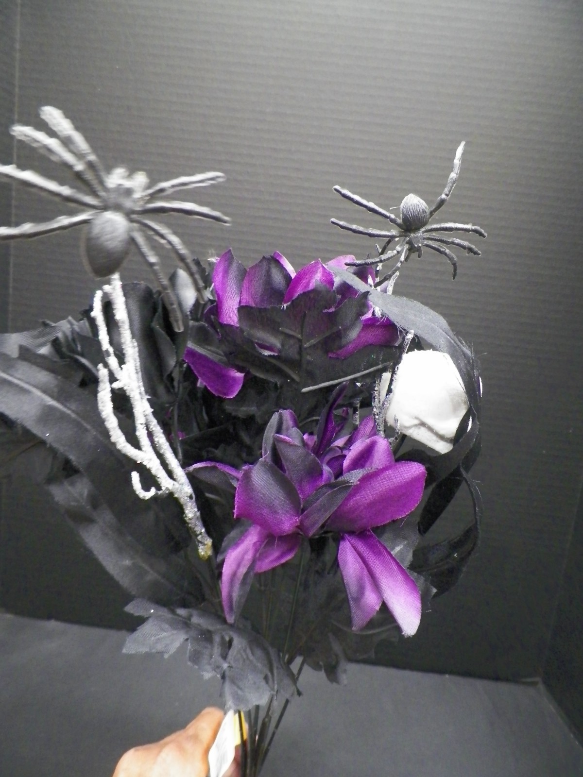 Mainstays Artificial Floral Black Purple Skull Spiders Dahlia Rose Halloween