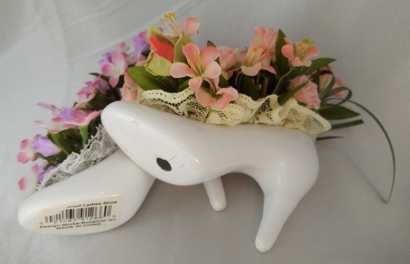 Lot (2) High Heeled Shoe Floral Arrangements w/ Cherubs (Pink/Purple & Peach)