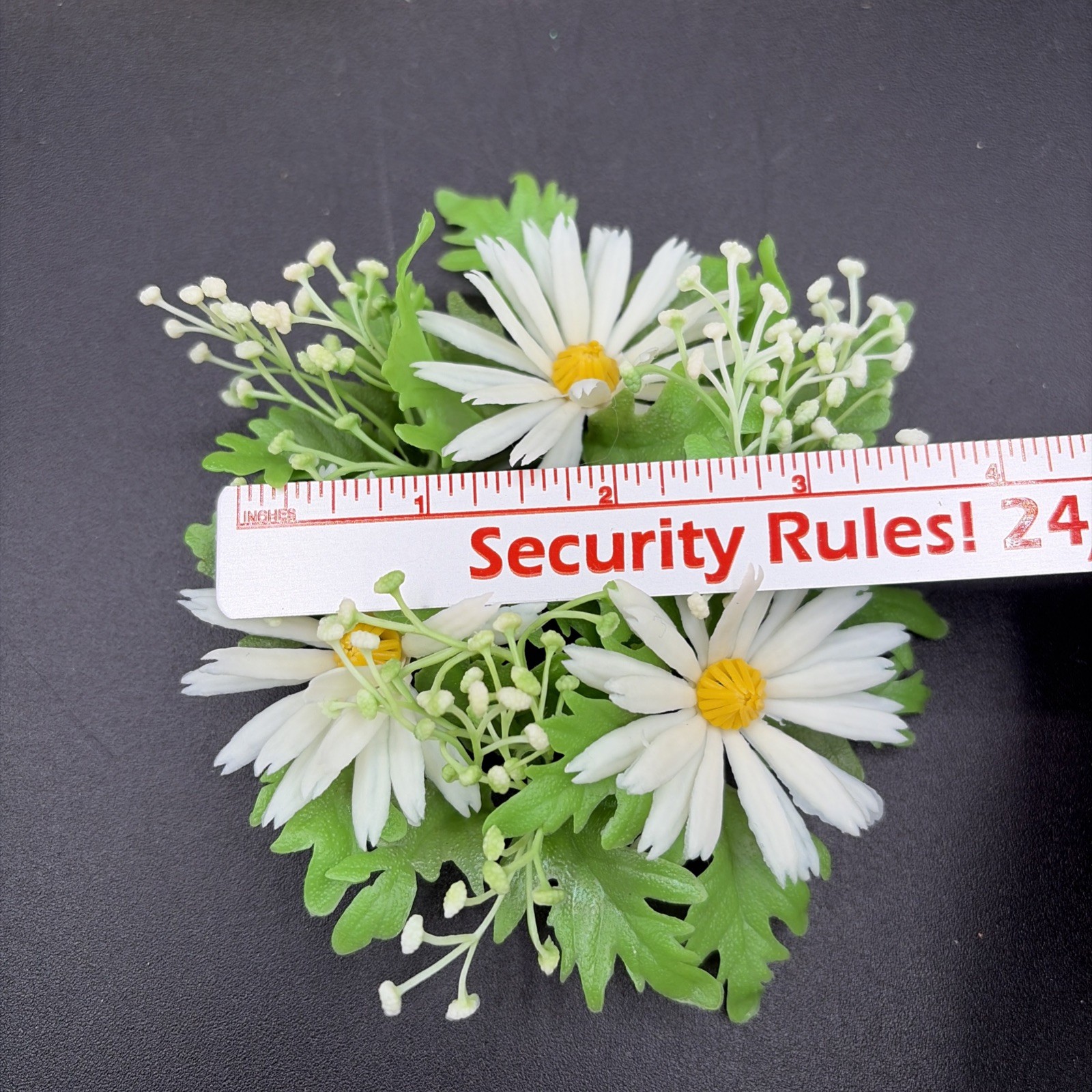 Vintage Gibson White Daisy Candle Rings Set of 2 Faux Floral Faux Wreath