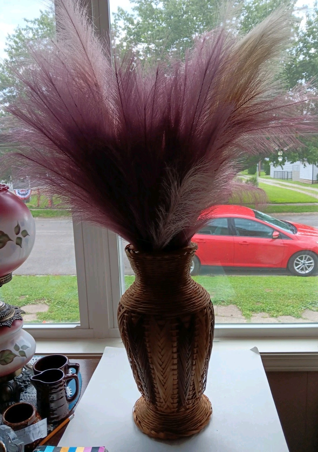 Faux Pampas Plumes Pink, White 40″ Tallest, Various Heights 7 Stems Clean, Well