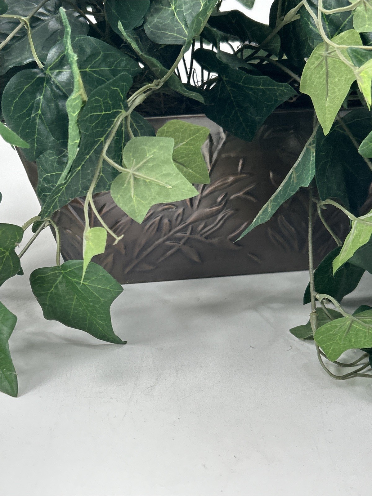 Ivy Plant in Antique Bronze Metal Planter Silk Plant 20″x15″ Green Ivy