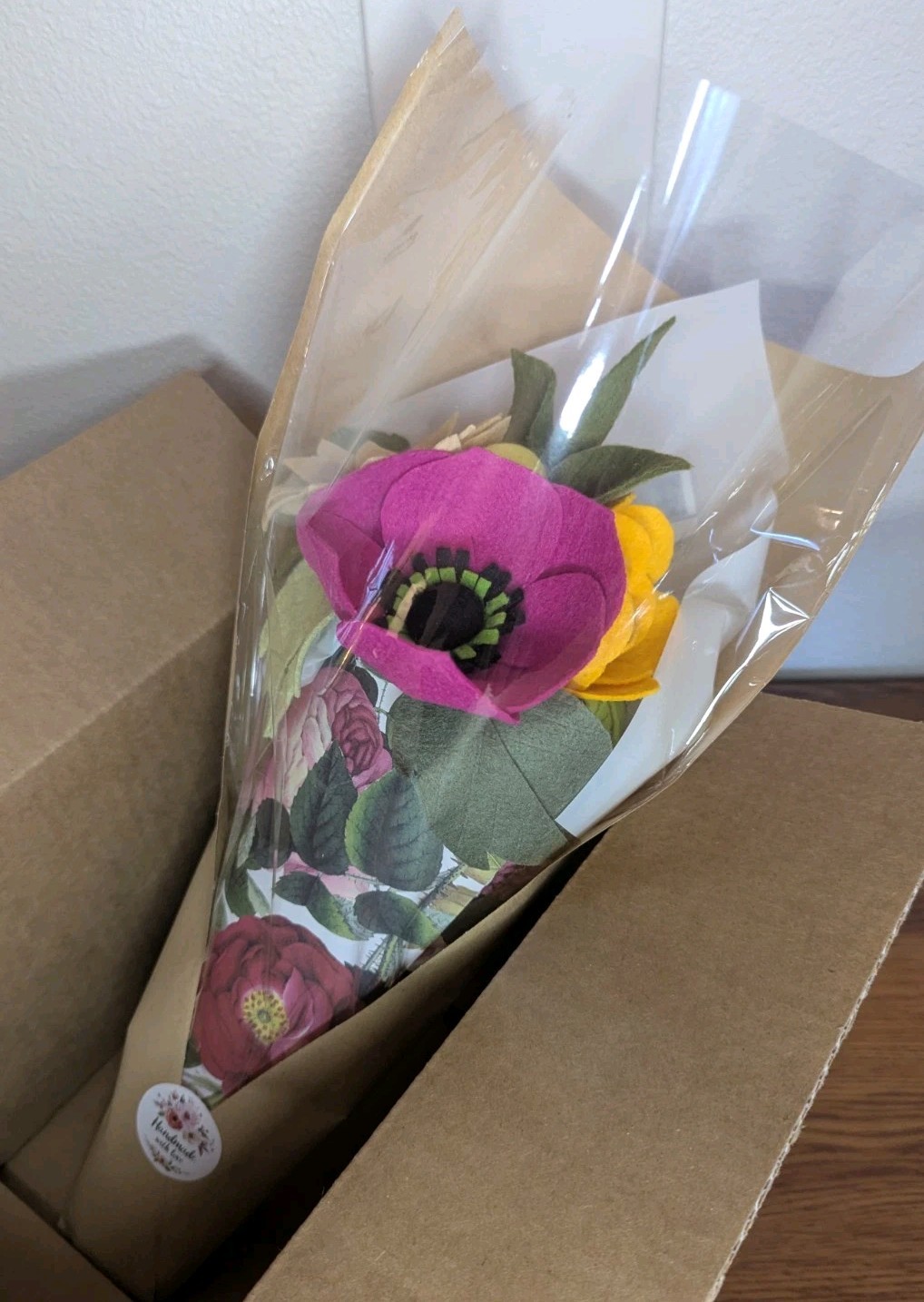 Beautiful Hand Cut Wool Blend Felt Flower Bouquet Gift Wrapped/Great Gift Idea!