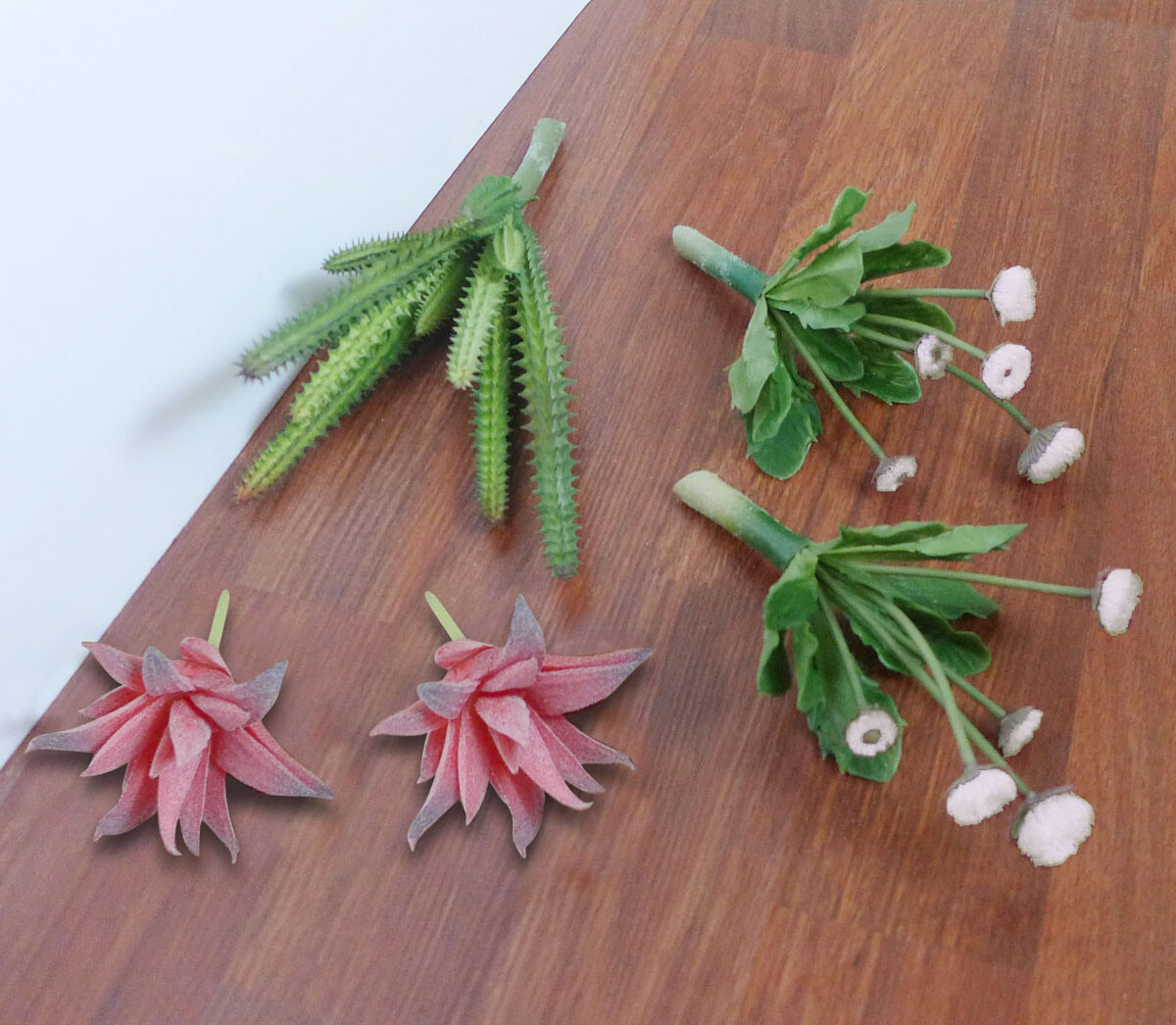 5 Artificial Mini Purple Flower With Succulents Plants (#11C)