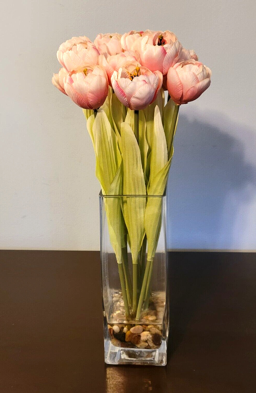 Artificial 17″ Pink Tulips Floral Arrangement in Glass Vase (NWOT) PSJ