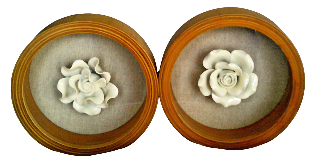 Set of 2 Ceramic White Rose Art Wall Decor In Round Wood Shadow Box Frame