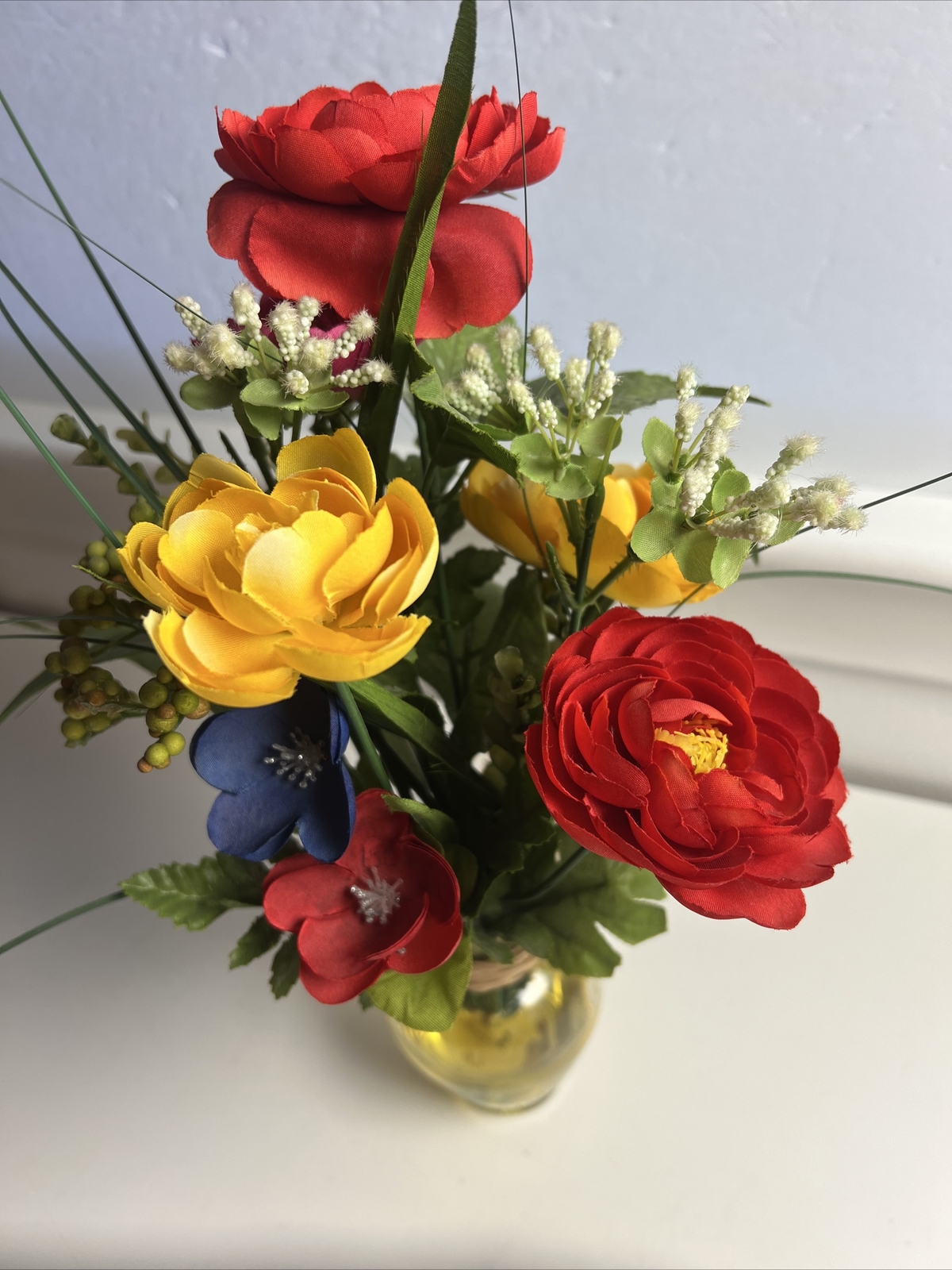 Artificial 13” Tall Flowers in Clear Glass Vase Liquid Illusion