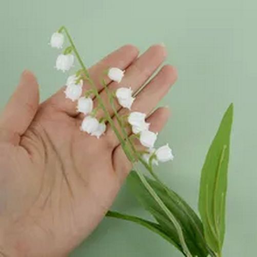 6pcs Artificial Bellflower Lily Flower Plant – Home And Wedding Bridal Ornament
