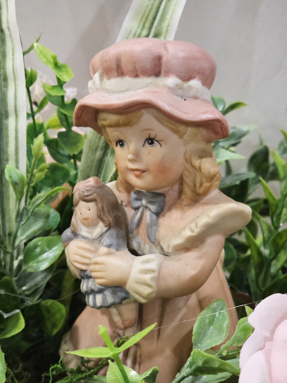 Lovely Floral Centerpiece, Pink Roses, 2 darling children. 15″W in solid wood