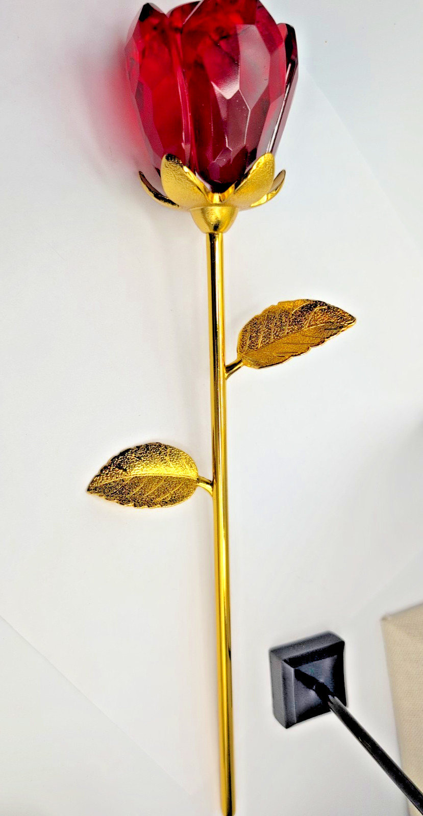 Gold Color Stem Red Rose Flower w/Gift Box–LOVE ROSE Forever Gift Box Some Wear