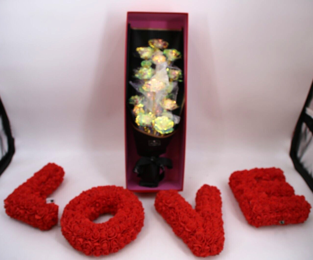 Valentine’s Gift Glowing Flower Rose Bouquet with LED – True-to-Life Elegance