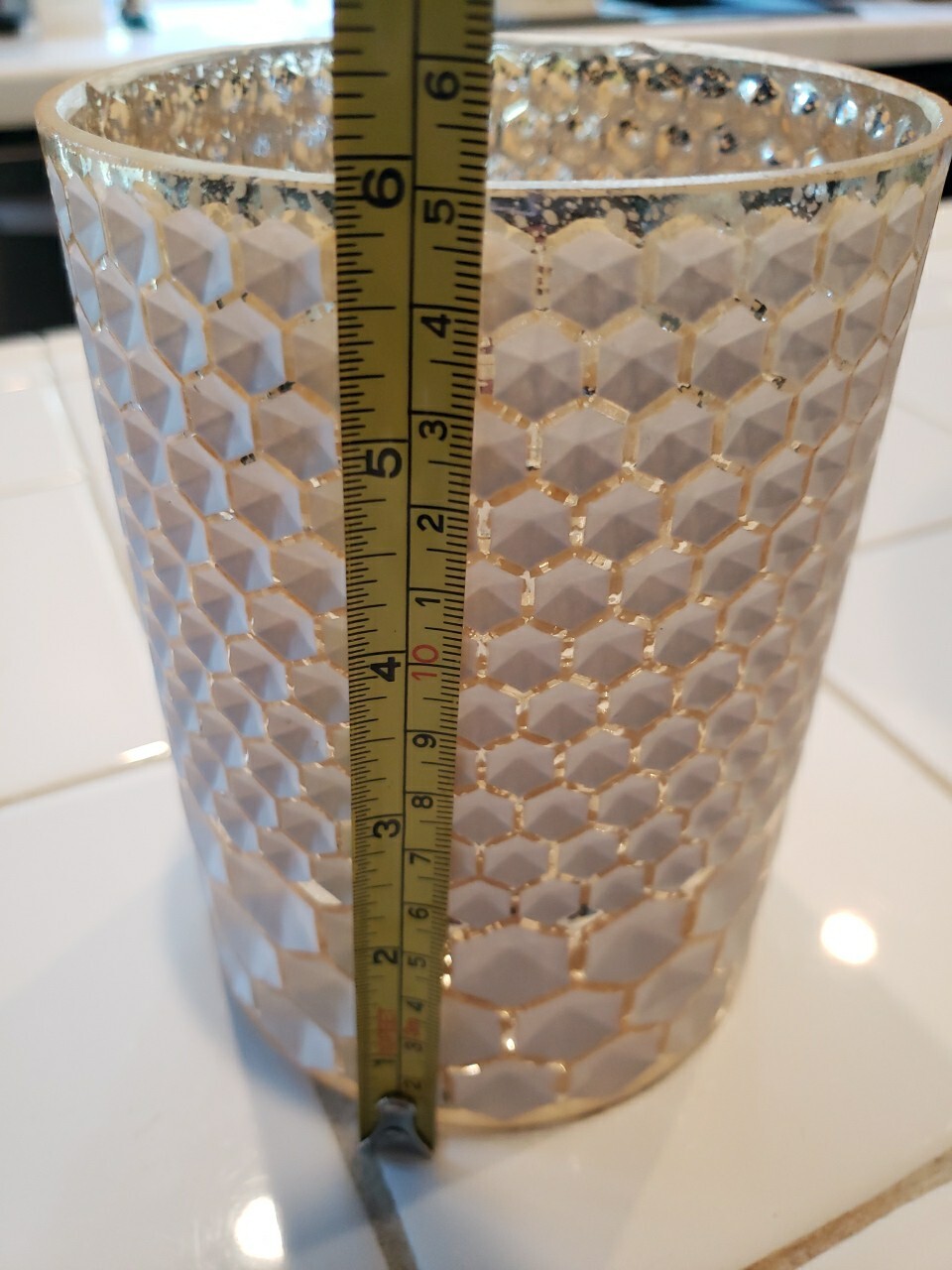 Gorgeous Honeycomb Pattern Glass Vase