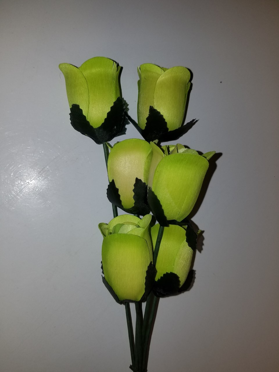 1/2 Open Wood Roses (Choose From Purple, Yellow, Lt Green & Lt Blue w/Blue Tips)