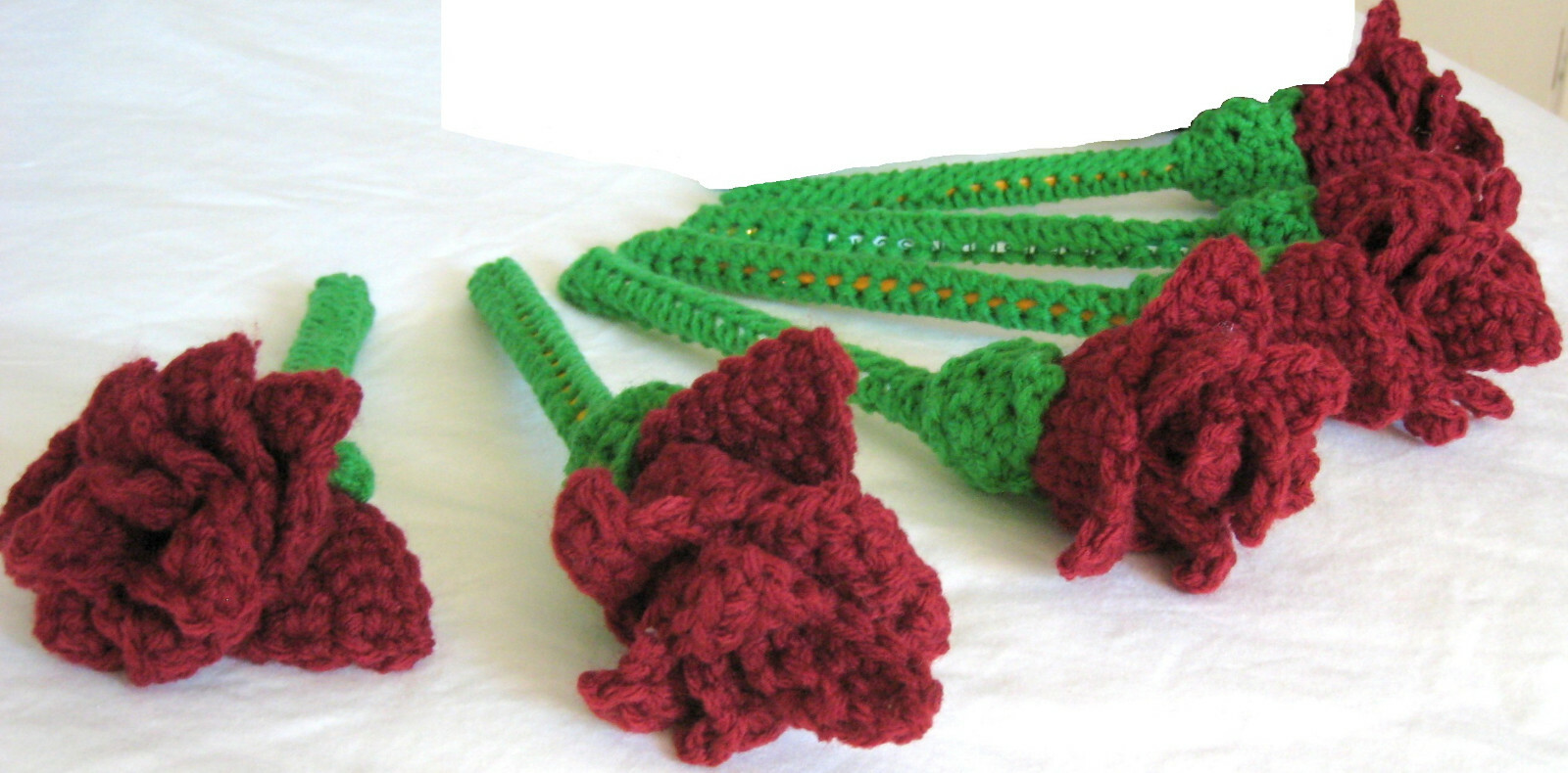 6 HANDMADE Knit CROCHET Long GREEN Stem MAROON ROSE Flower FLORAL Decor BOUQUET!