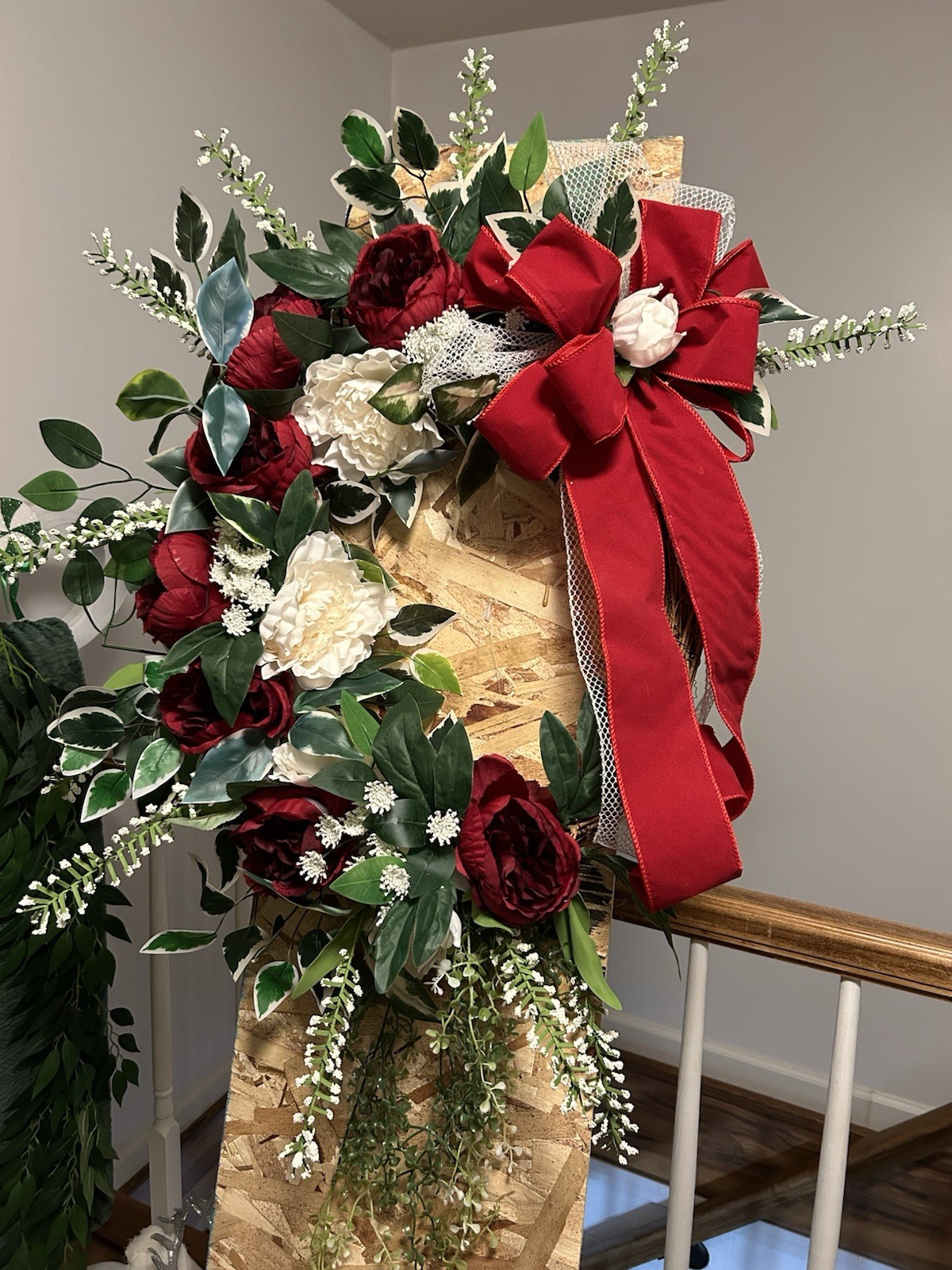 Artificial Rose Flower Arrangement Red White Green Wall Decor