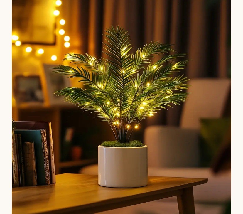 Palm Paradise 19″ Palm Tree Lamp by Twinkling Tree. Uses 3 AAA Batteries. NIB.
