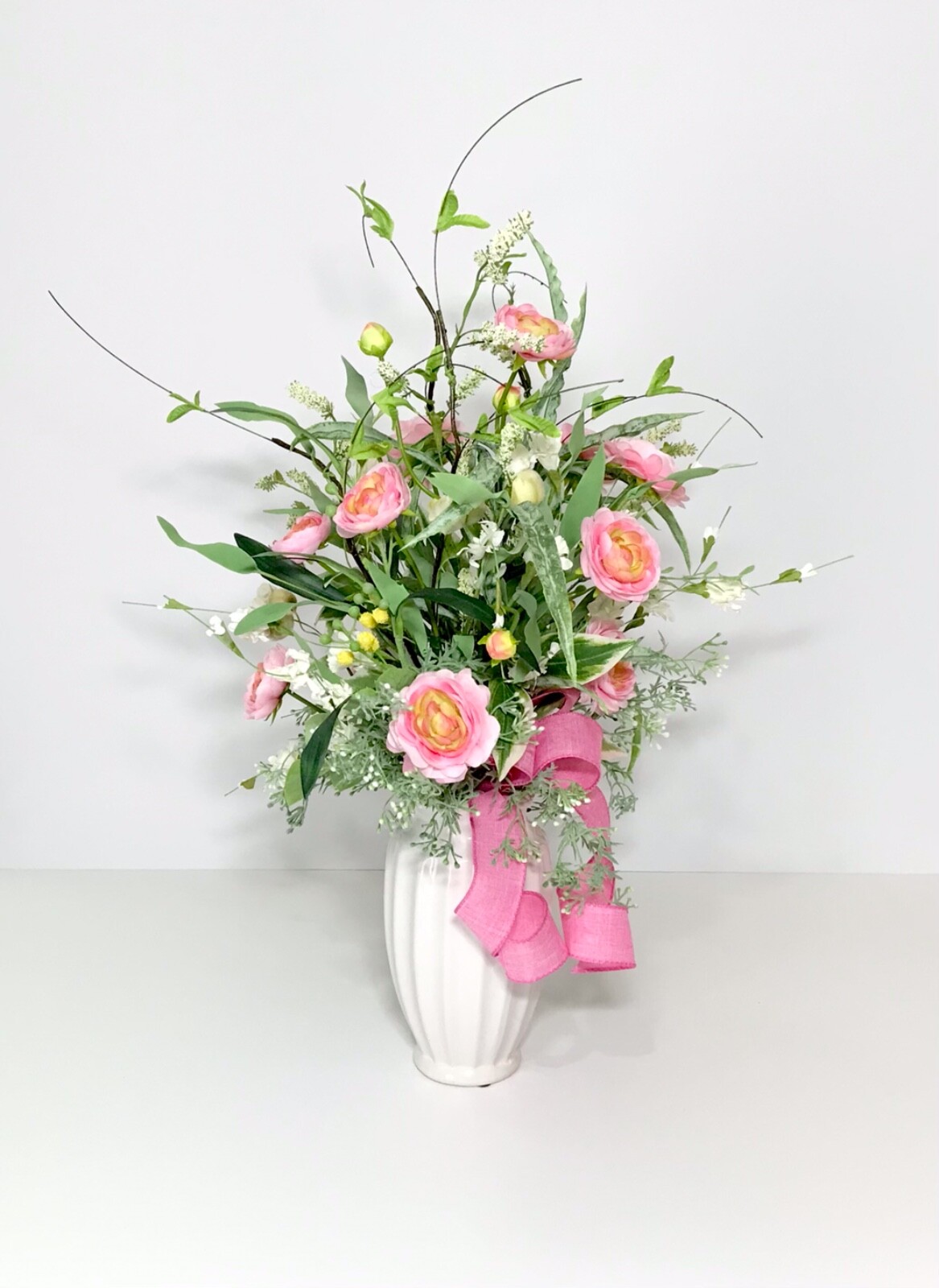 ELEGANT PINK YELLOW FLORAL ARRANGEMENT WHITE CERAMIC VASE CENTERPIECE GIFT NEW