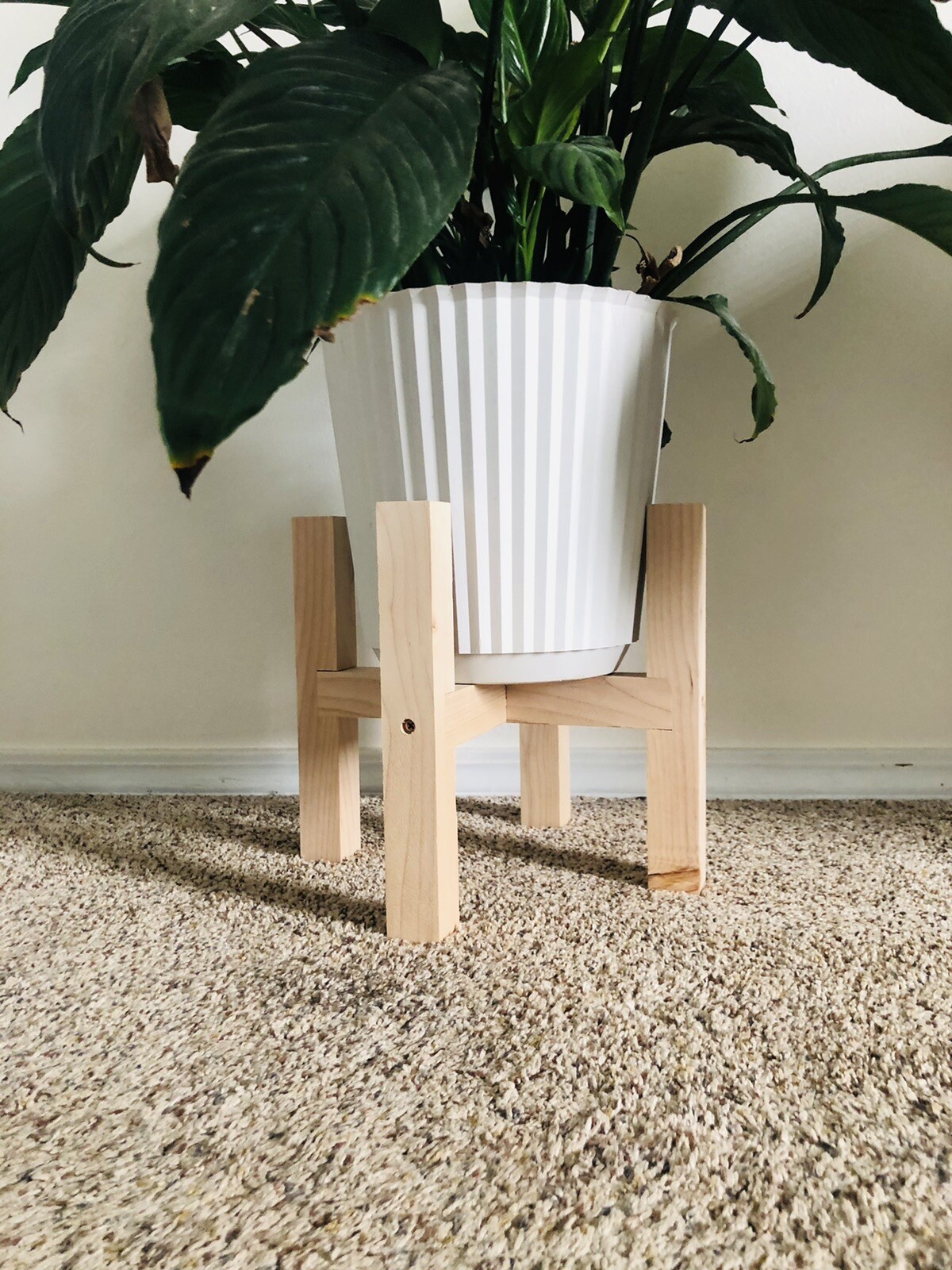 9.25 Inch Wooden Plant Pot Stand