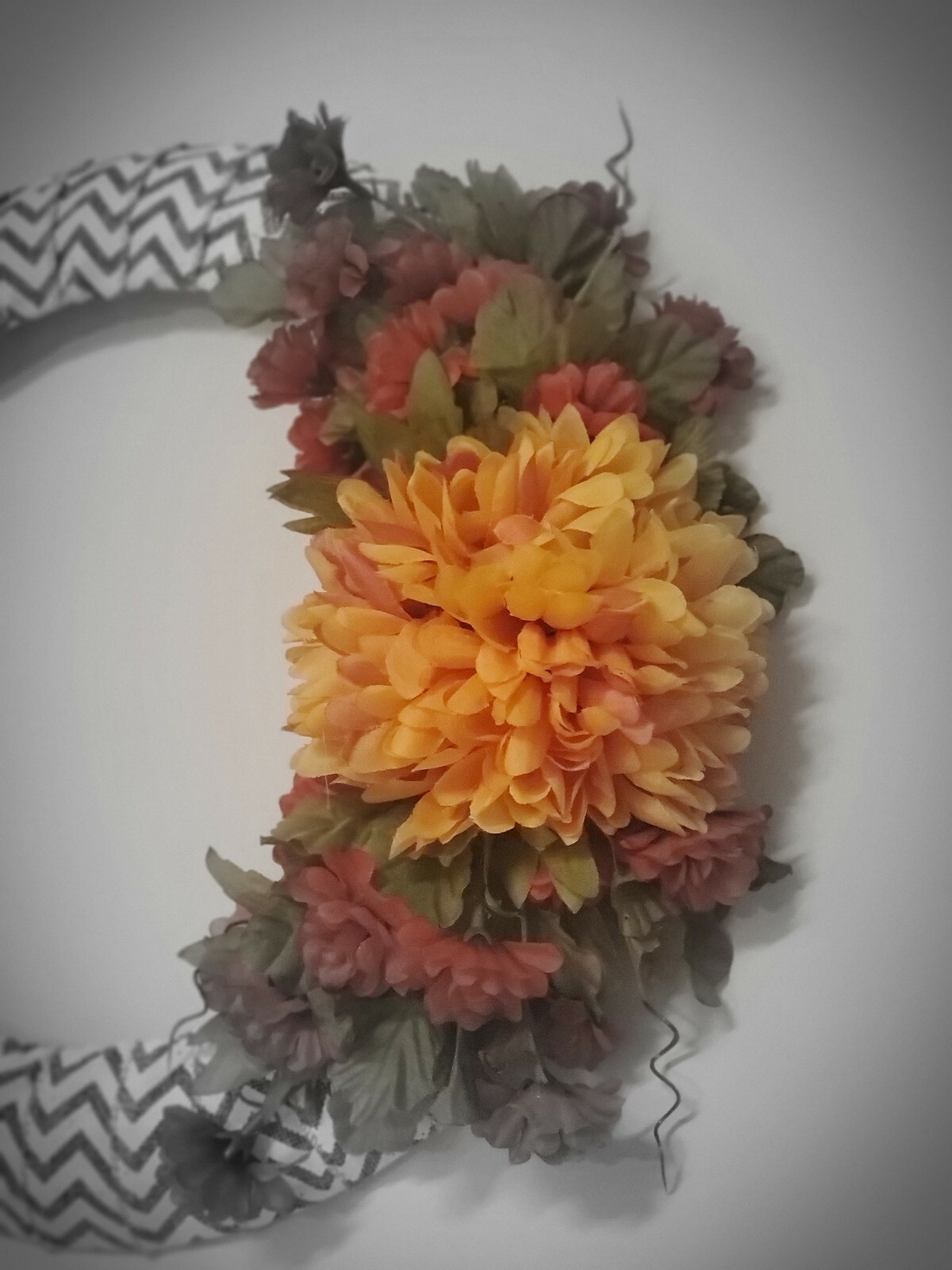WREATH with OWL red orange mums FLOWERS burlap FALL autumn Decor Front Door 15
