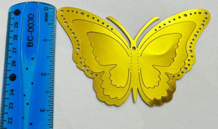 3D gold butterfly wall decoration for parties and home decor, set of 12 pieces.