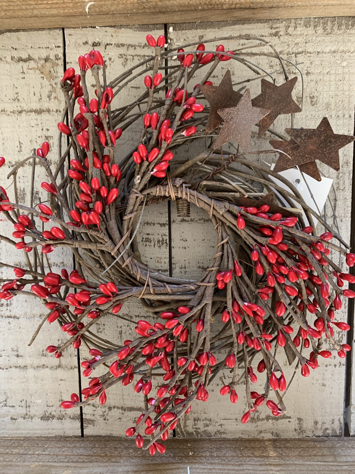 8” Red Pip & Star Twig Wreath – Primitive Farmhouse Americana Country