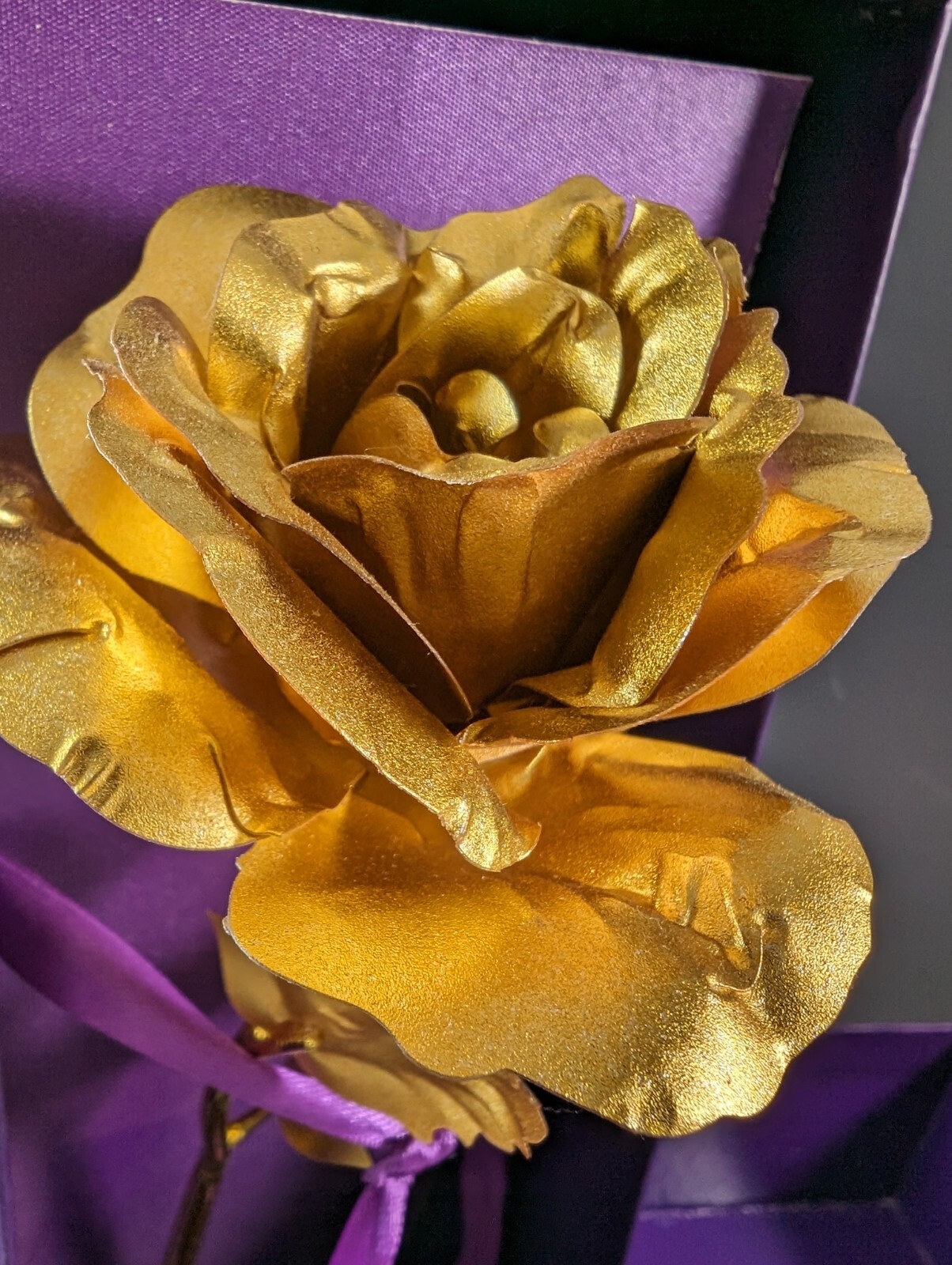 Genuine 24K Gold Rose. 10 inch tall. Forever rose.