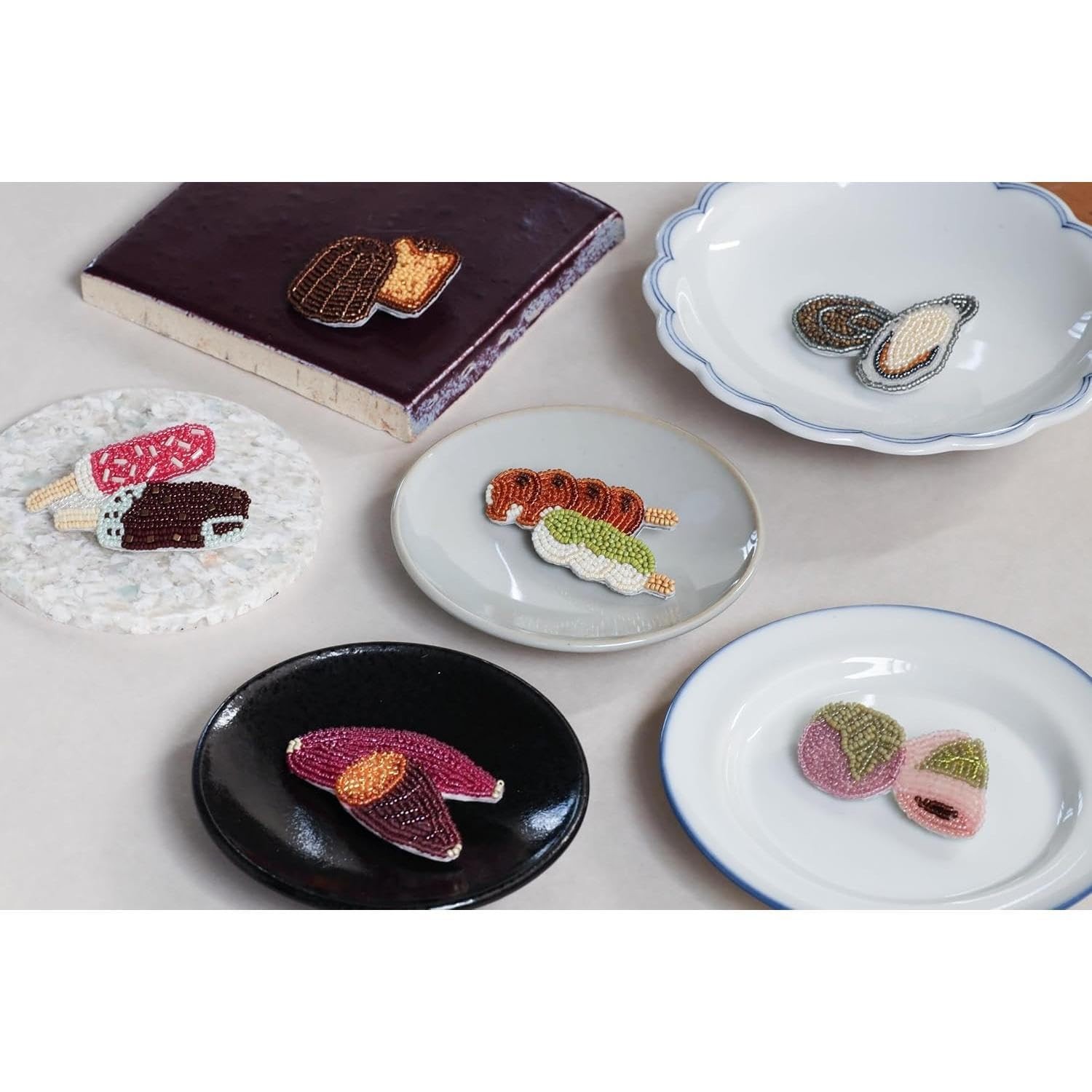MIYUKI Bead Embroidery Hungry Brooch Kit Dango Mochi HCA20-2