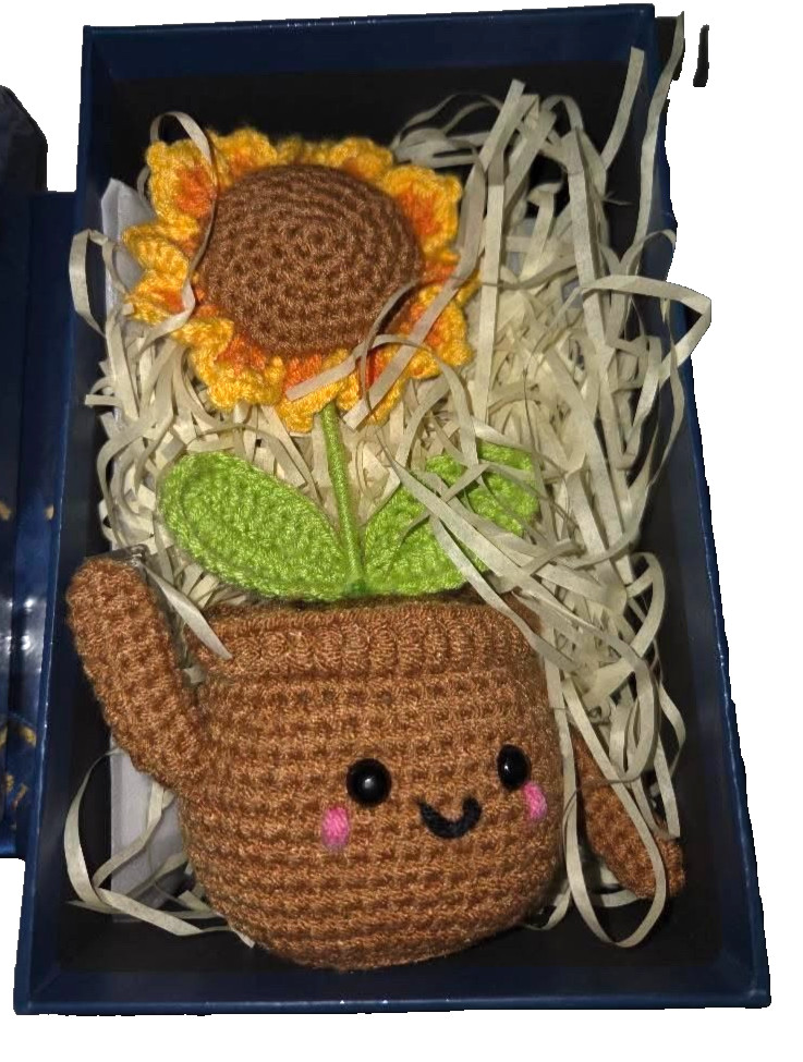 4 Handmade Crochet Sunflower Gift Sets – Decorative Keepsake Flowers in Gift Box