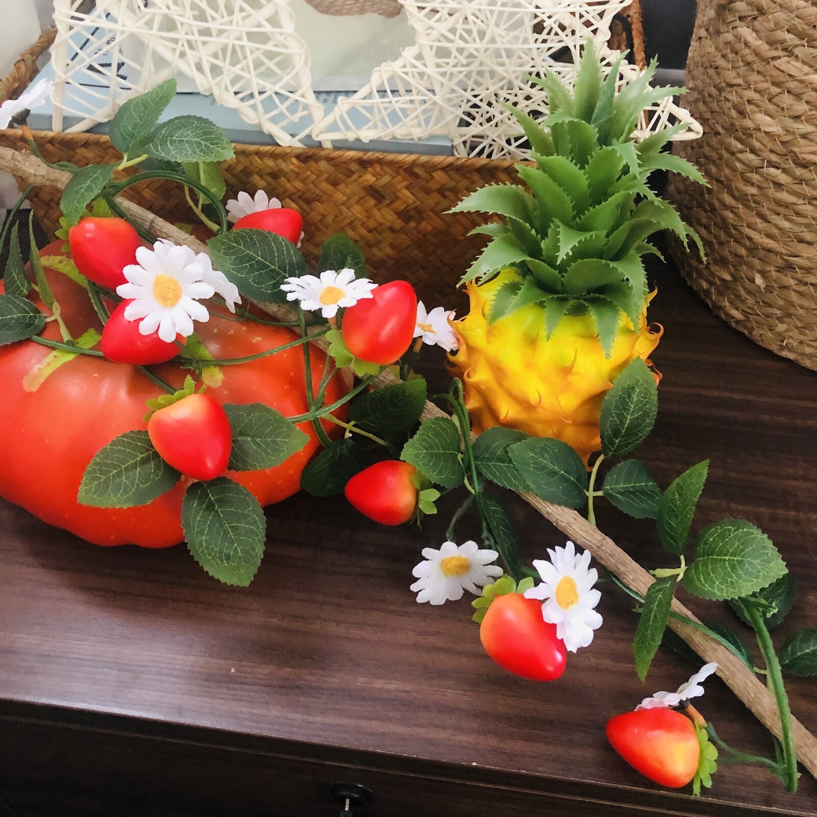 Artificial Strawberry Flowers Plant Vine Garland for Wedding Birthday Home Decor