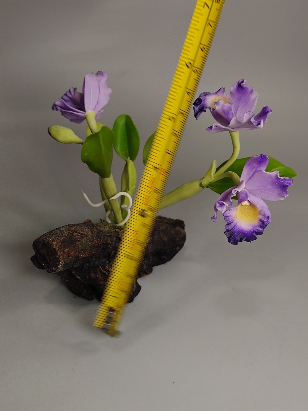 Artificial Realistic Flower Purple Iris Driftwood Moss Decor