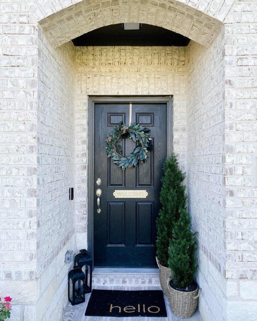 4’ Cedar Topiary Artifical Tree UV (Indoor/Outdoor) Home Decor. Retail $109