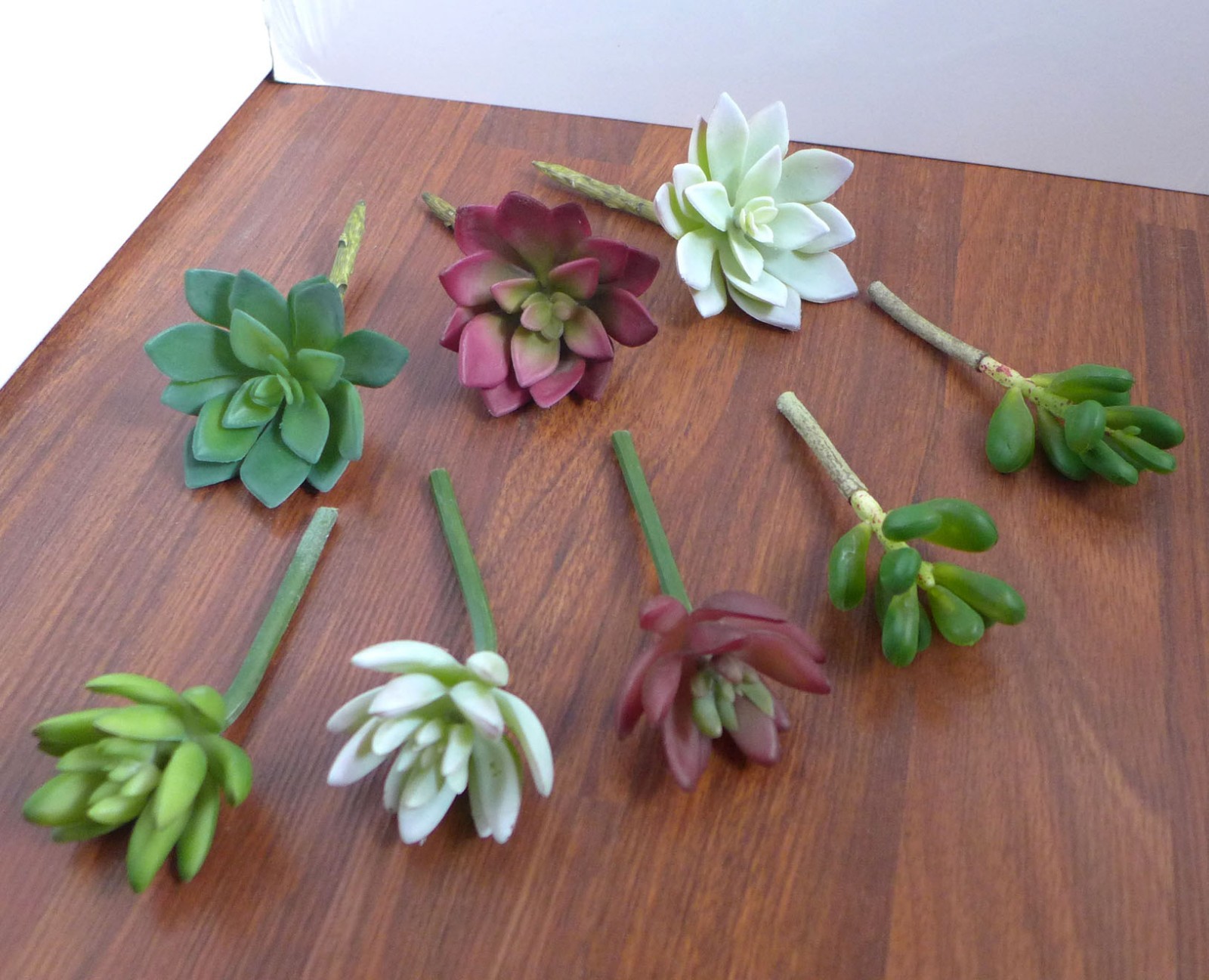 8 Pcs Artificial Plants Colors Succulents Small Lifelike Grasses