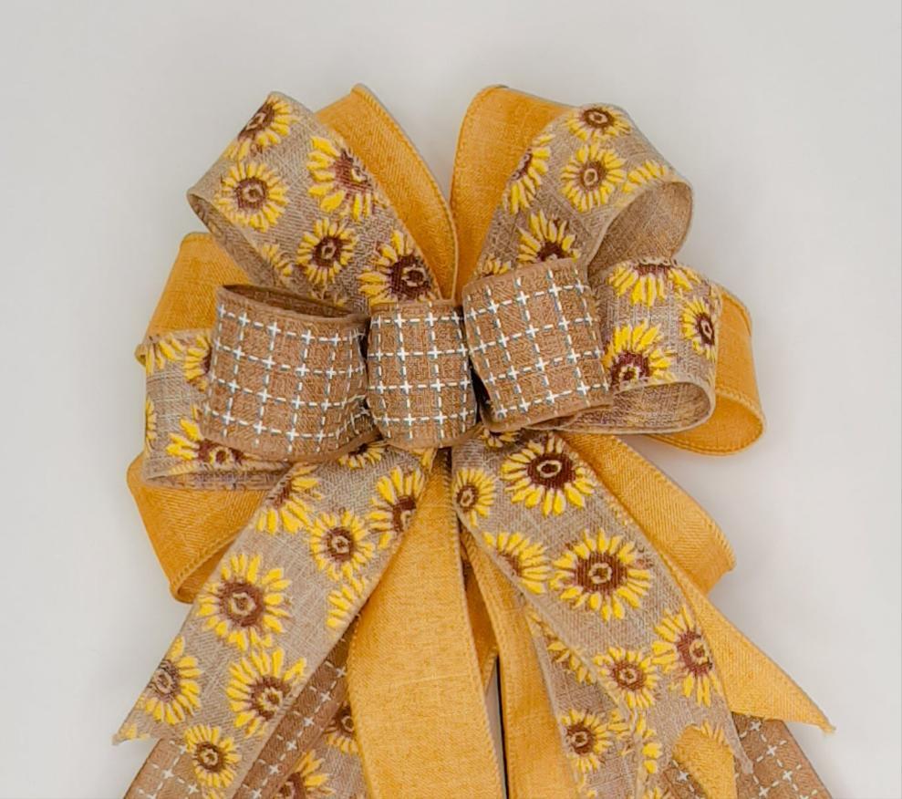 Wreath Bow, Autumn, Sunflower. Tan Stitch, Mustard