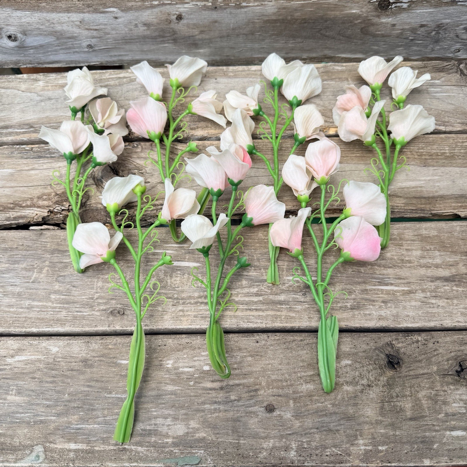 MCM Plastic Houseplant Stem Sweet Peas Lot of 7 Stems Millenary Hats Crafts Fun