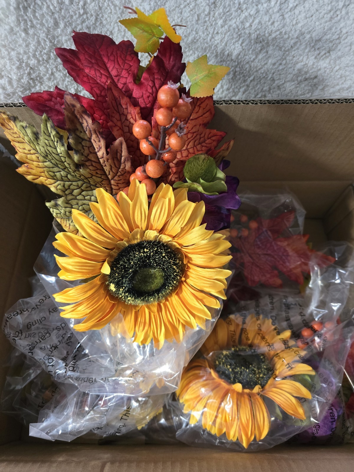 Valerie Parr Hill S/4 Sunflower, Berry, Hydrangea Picks. NIB. SOLD OUT.