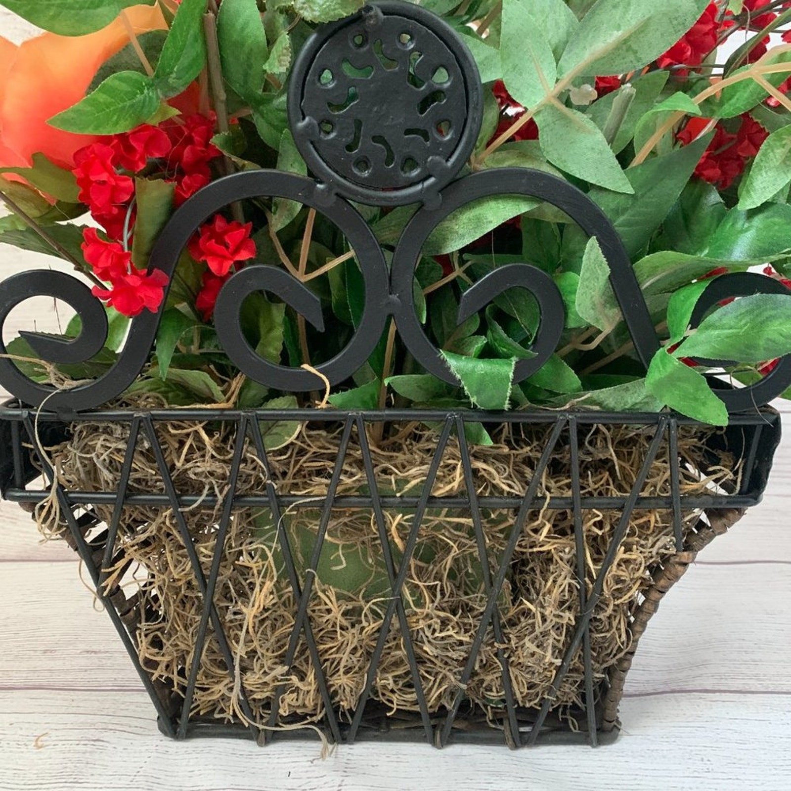 Faux Floral Arrangement Basket Wall Hanging Planter Rose Flower and Berries 15″H
