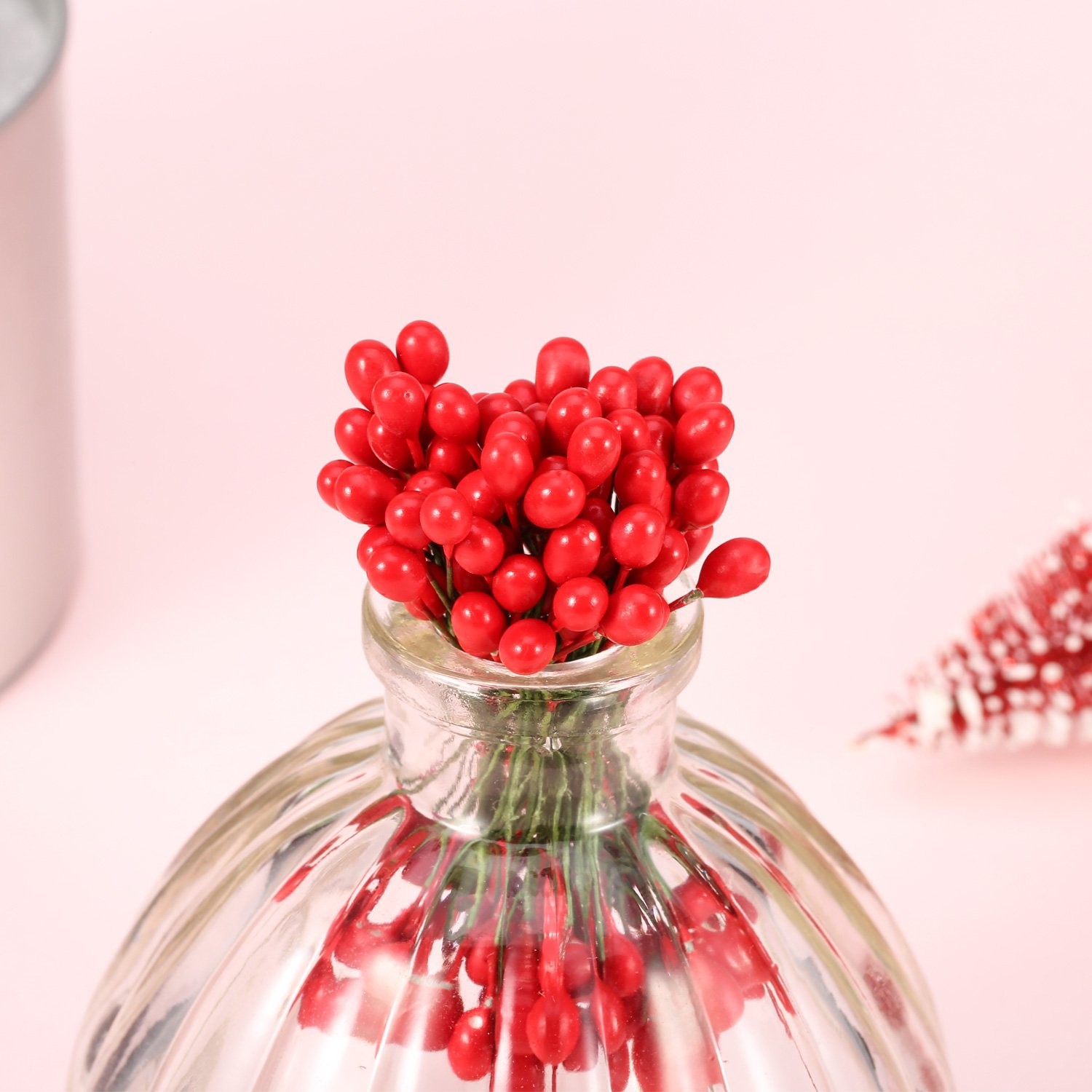 300 Pcs Artificial Holly Christmas Fake Berries on 150 Wire Stems Berries Bra…