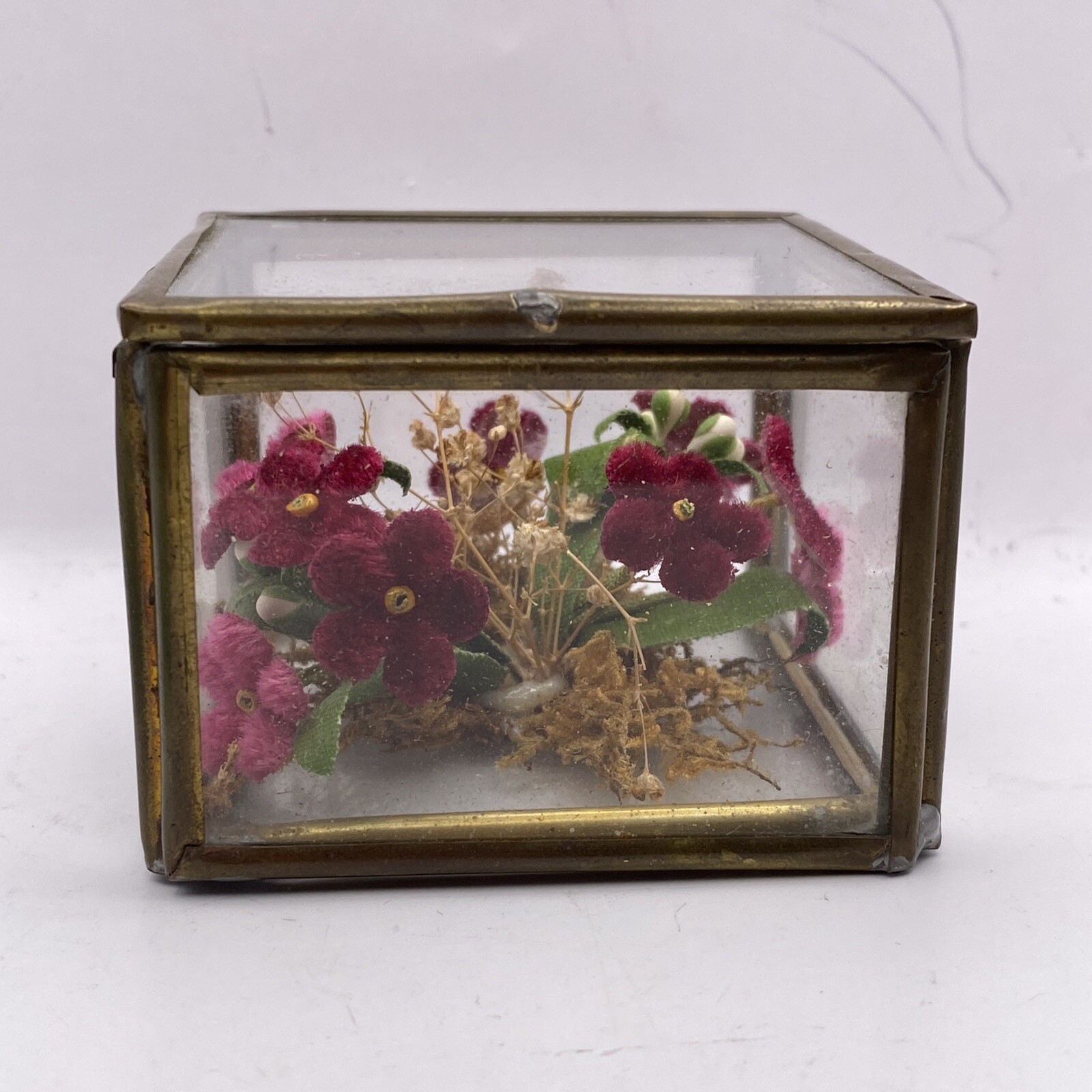 Velvet Flowers in Glass and Brass Box BB7