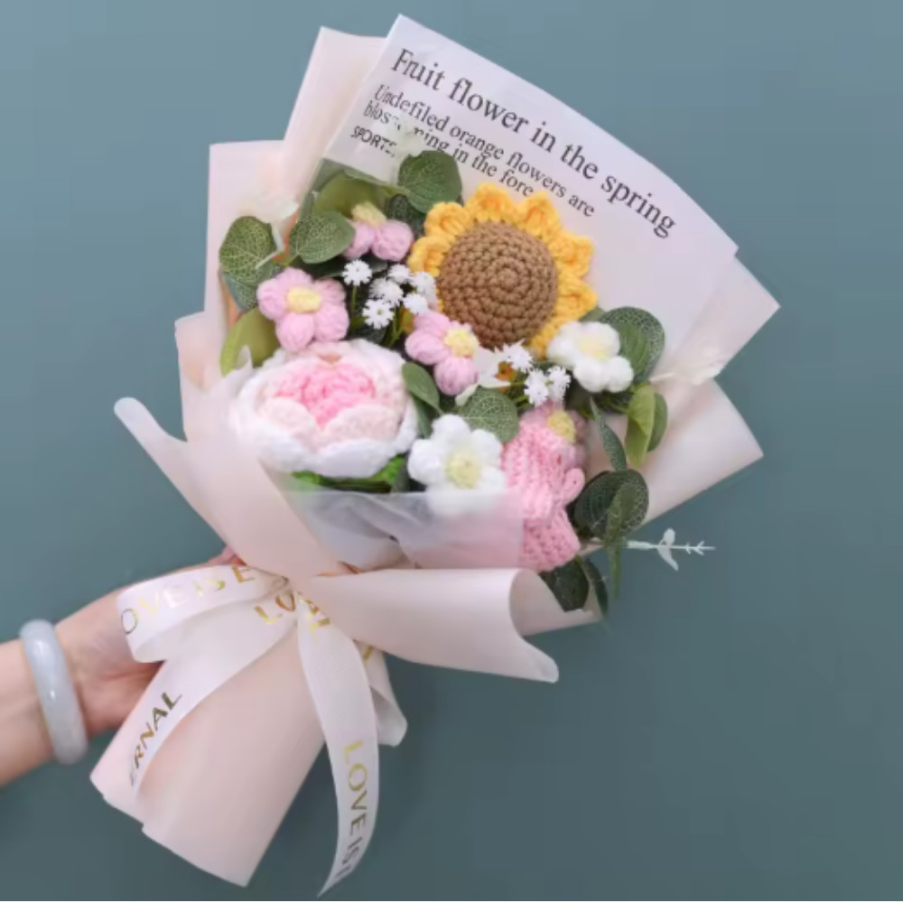 Crochet Sunflower & Rose Bouquet – Knitted Eternal Valentine’s Day Gift
