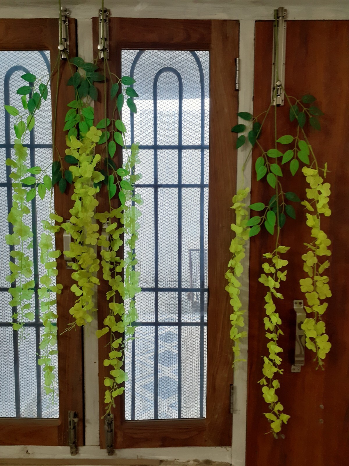 60 pieces pack artificial wisteria flowers hanging flowers wall decoR