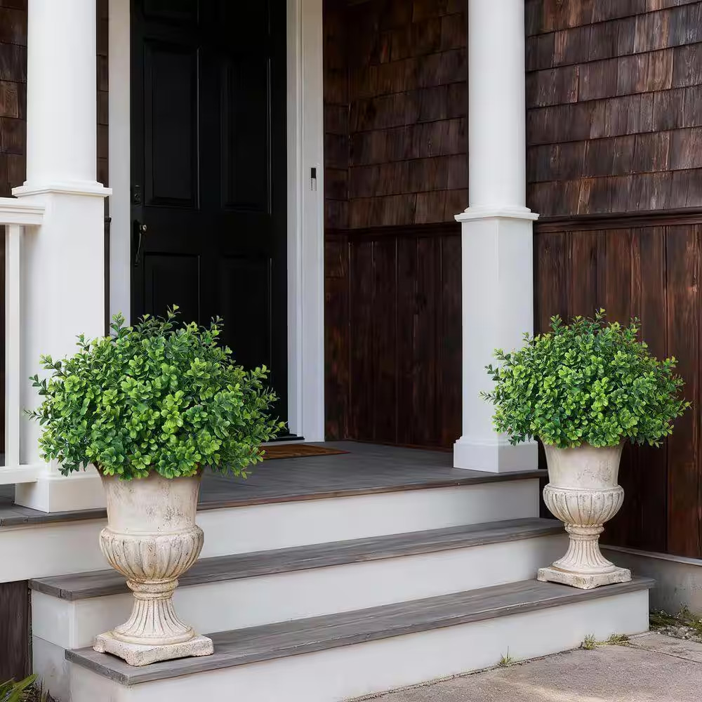 17 In. Green Indoor/Outdoor Artificial Boxwood Topiary Potted Plant Set 2-Pack U