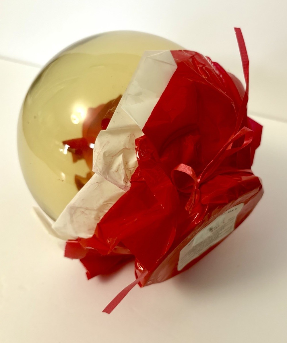 Vtg Forever Red Rose Preserved in Glass Water Globe Romantic Retro Gift Decor 7”