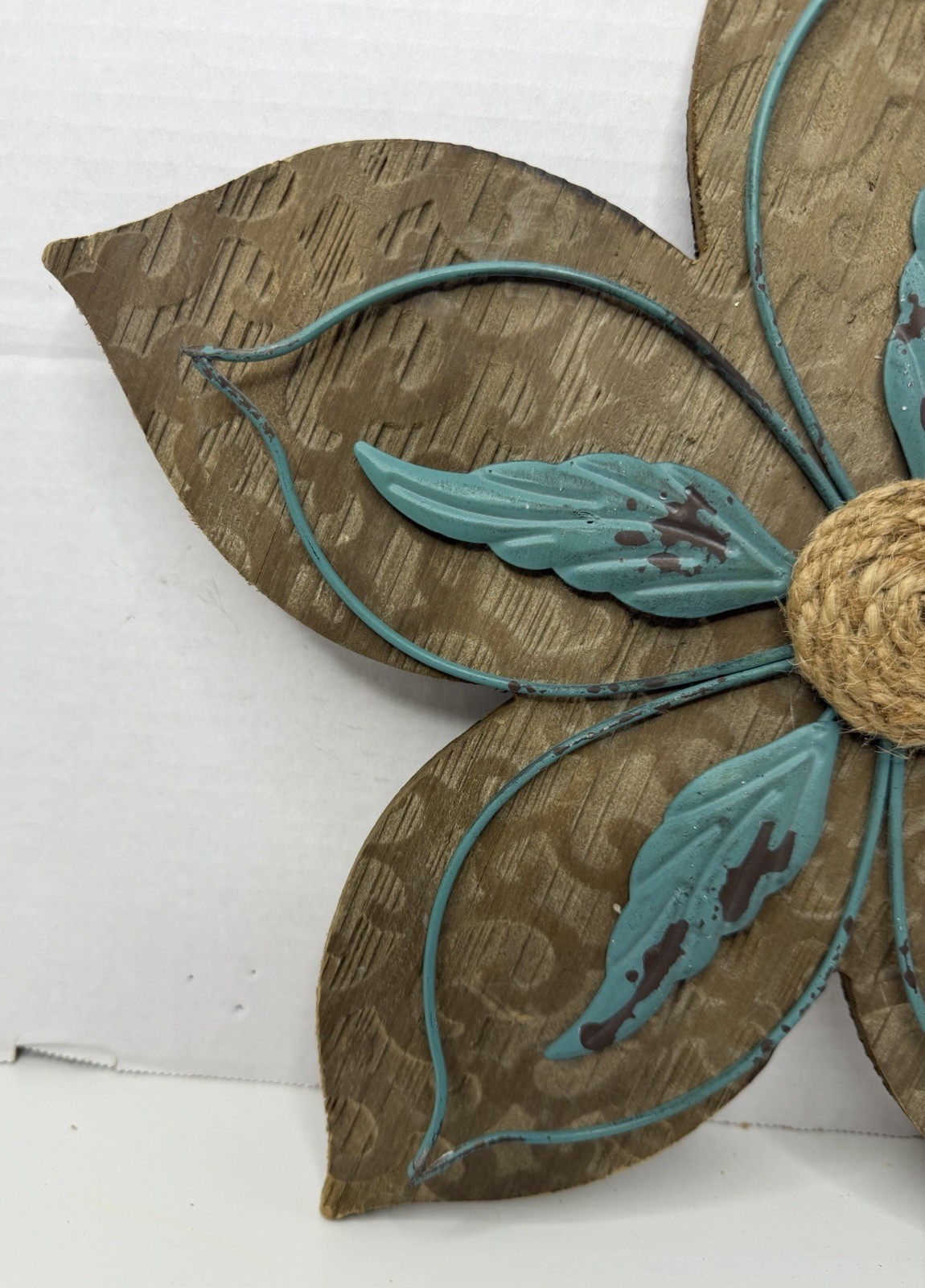 Rustic Wood Flower With Metal Center Wall Hanging Decor Teal 13.25”