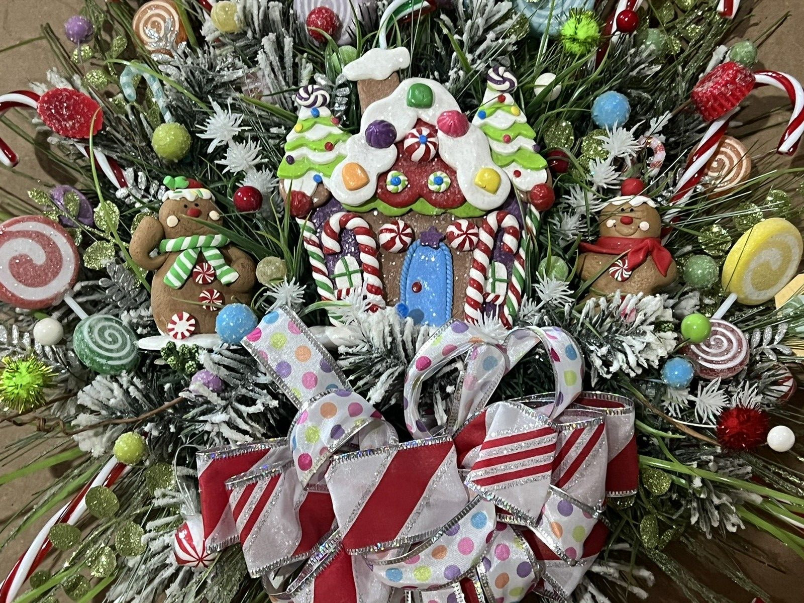 Gingerbread Holiday Christmas Wreath