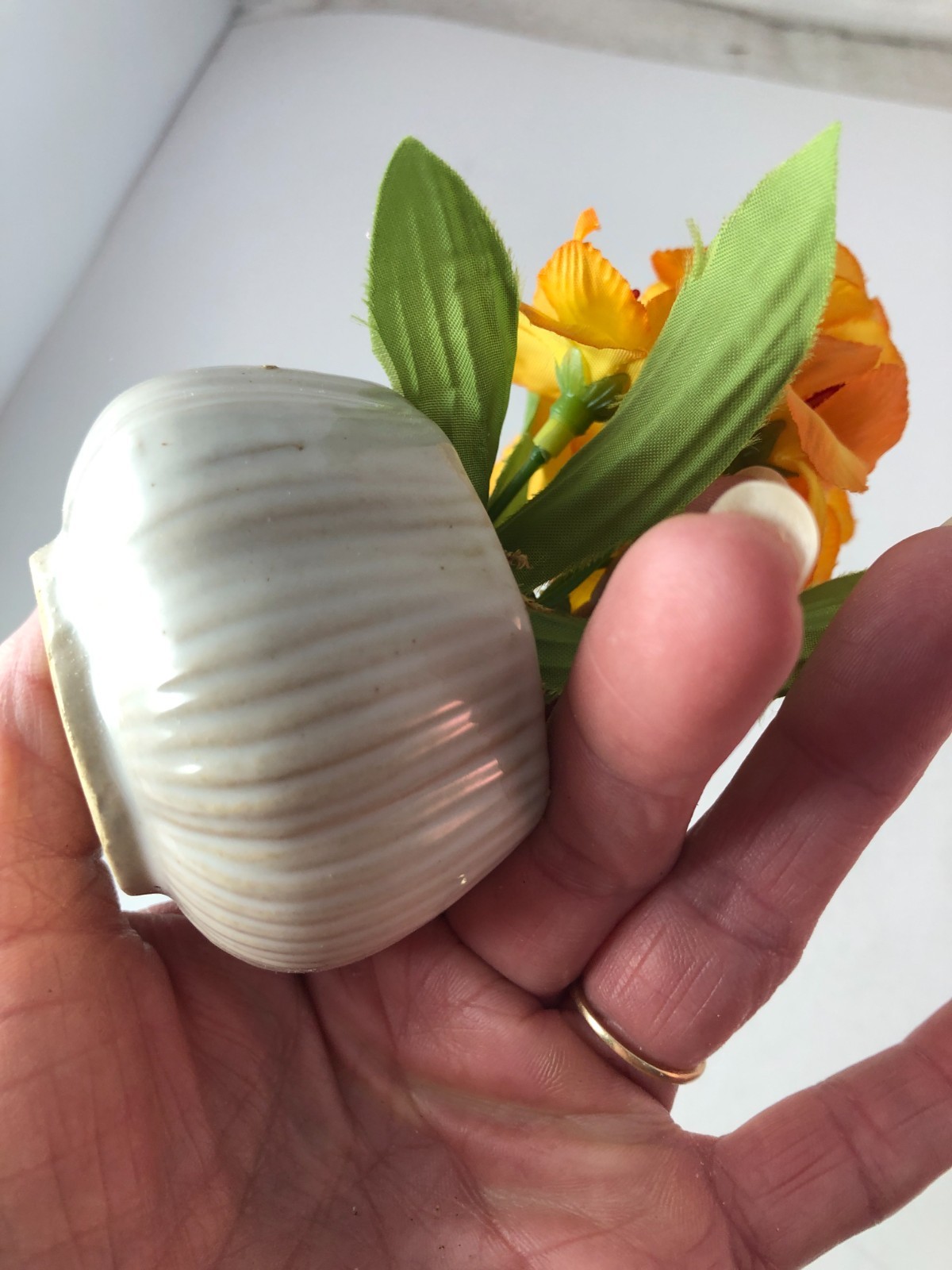 Small 5″ Silk Floral Arrangement In Ribbed Ceramic Pot Mini Desk Decor